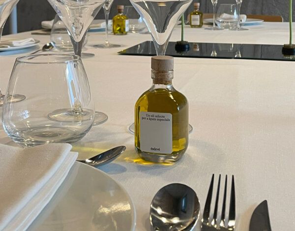 L'oli VERA de Mas Curró ja és present al nou espai Ésdevé de Granollers L'oli VERA de Mas Curró ja és present al nou espai Ésdevé de Granollers